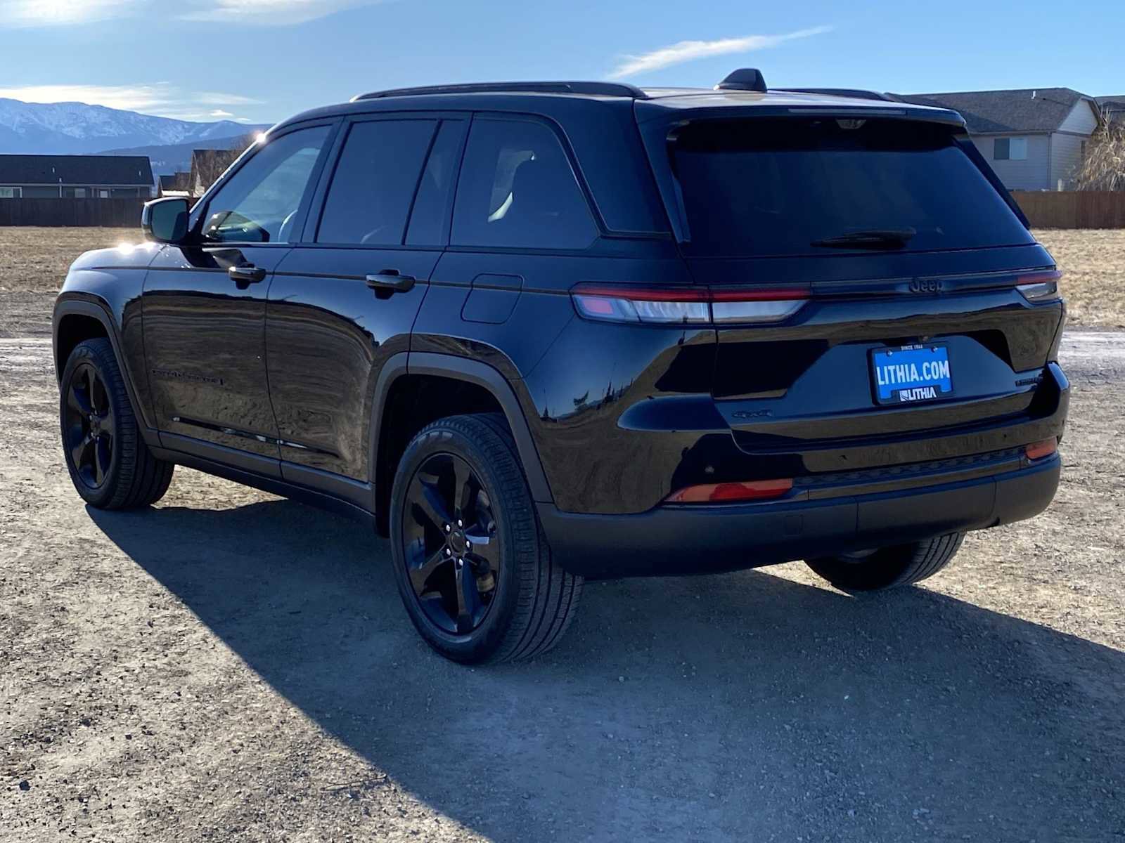 Certified 2023 Jeep Grand Cherokee Limited w/ Luxury Tech Group II image 11