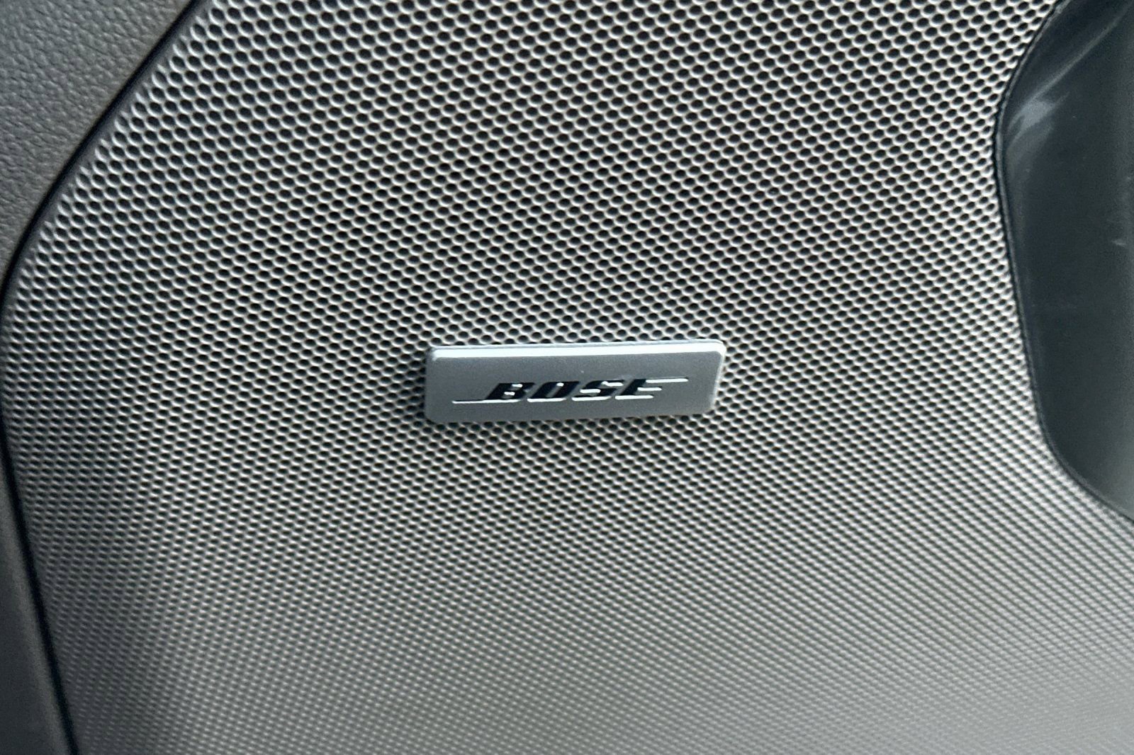 Used 2023 GMC Yukon SLT image 22