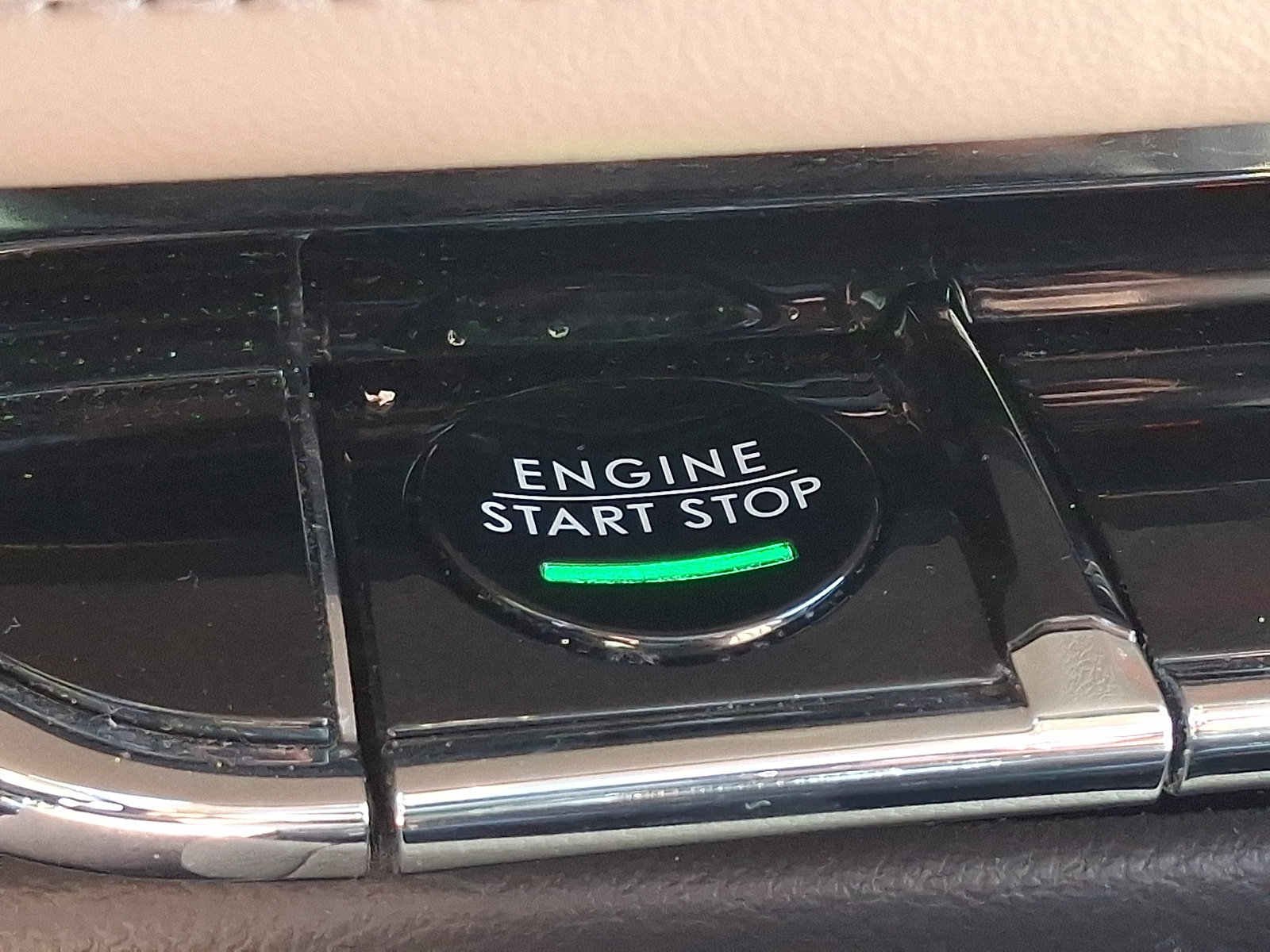 Certified 2021 Lincoln Nautilus Reserve AWD/4WD image 25