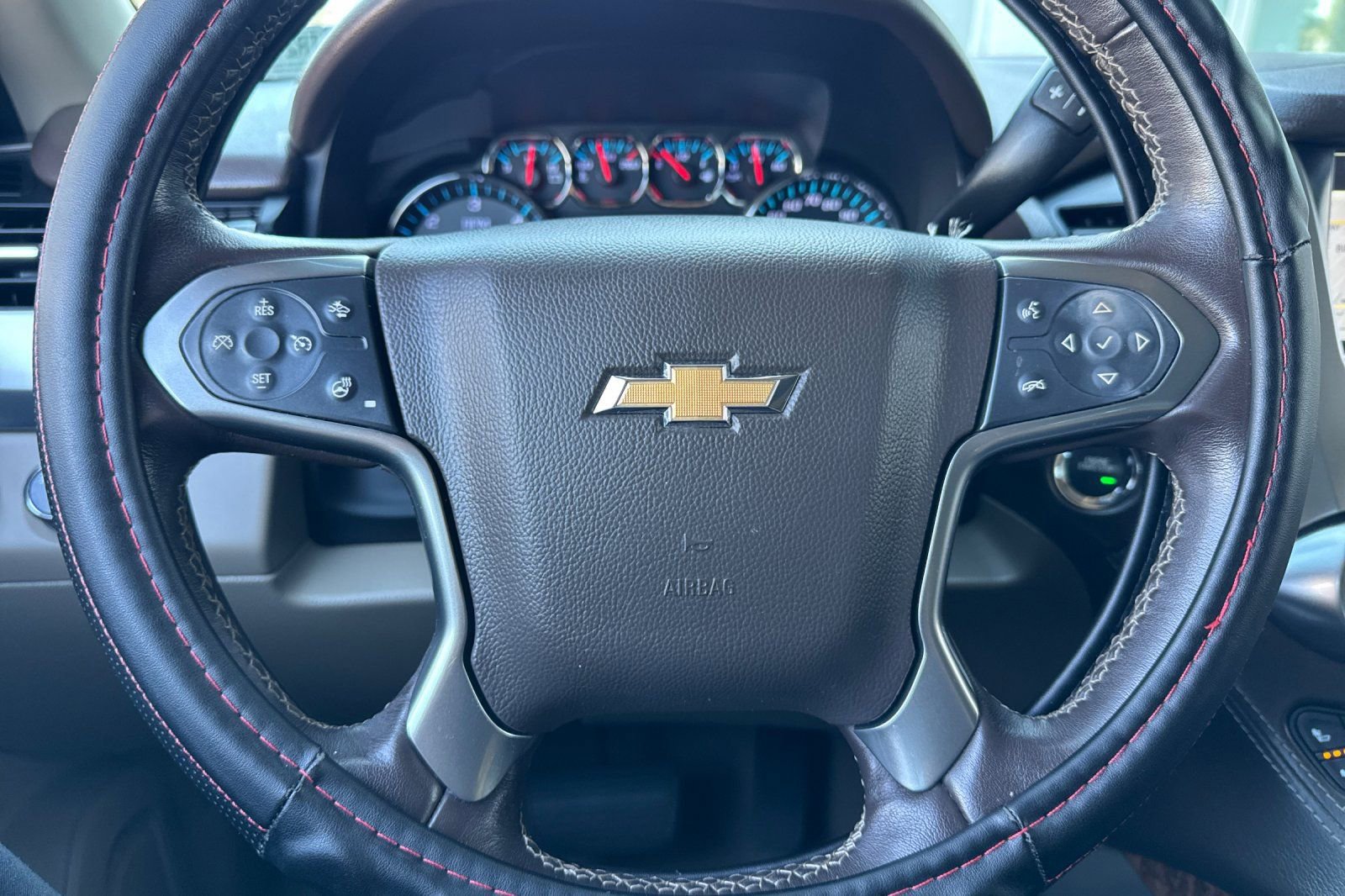 Used 2020 Chevrolet Tahoe Premier image 33