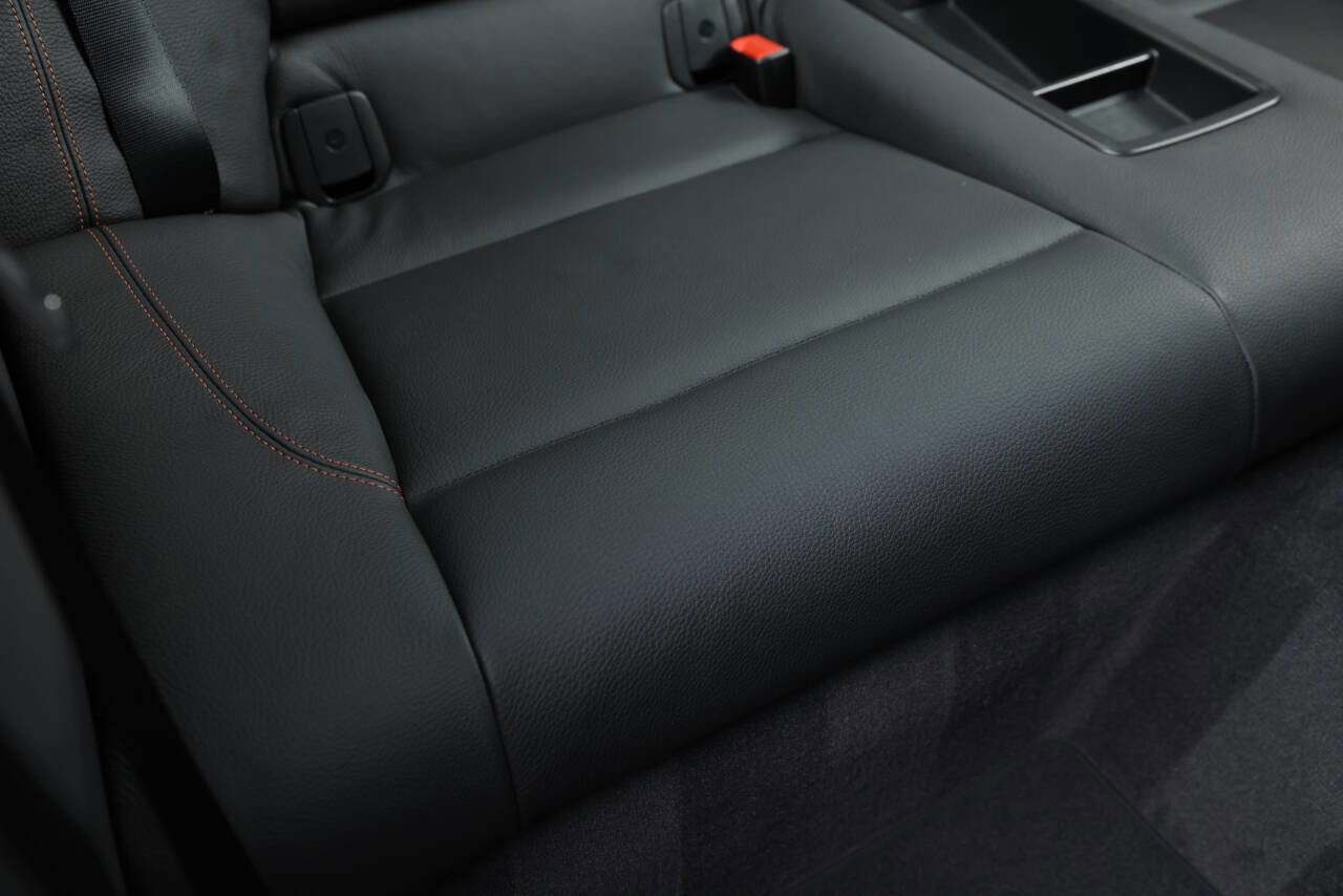 Used 2011 BMW 1 Series M image 92