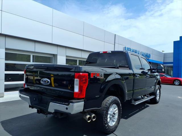 Used 2017 Ford F250 XLT w/ XLT Value Package AWD/4WD image 7