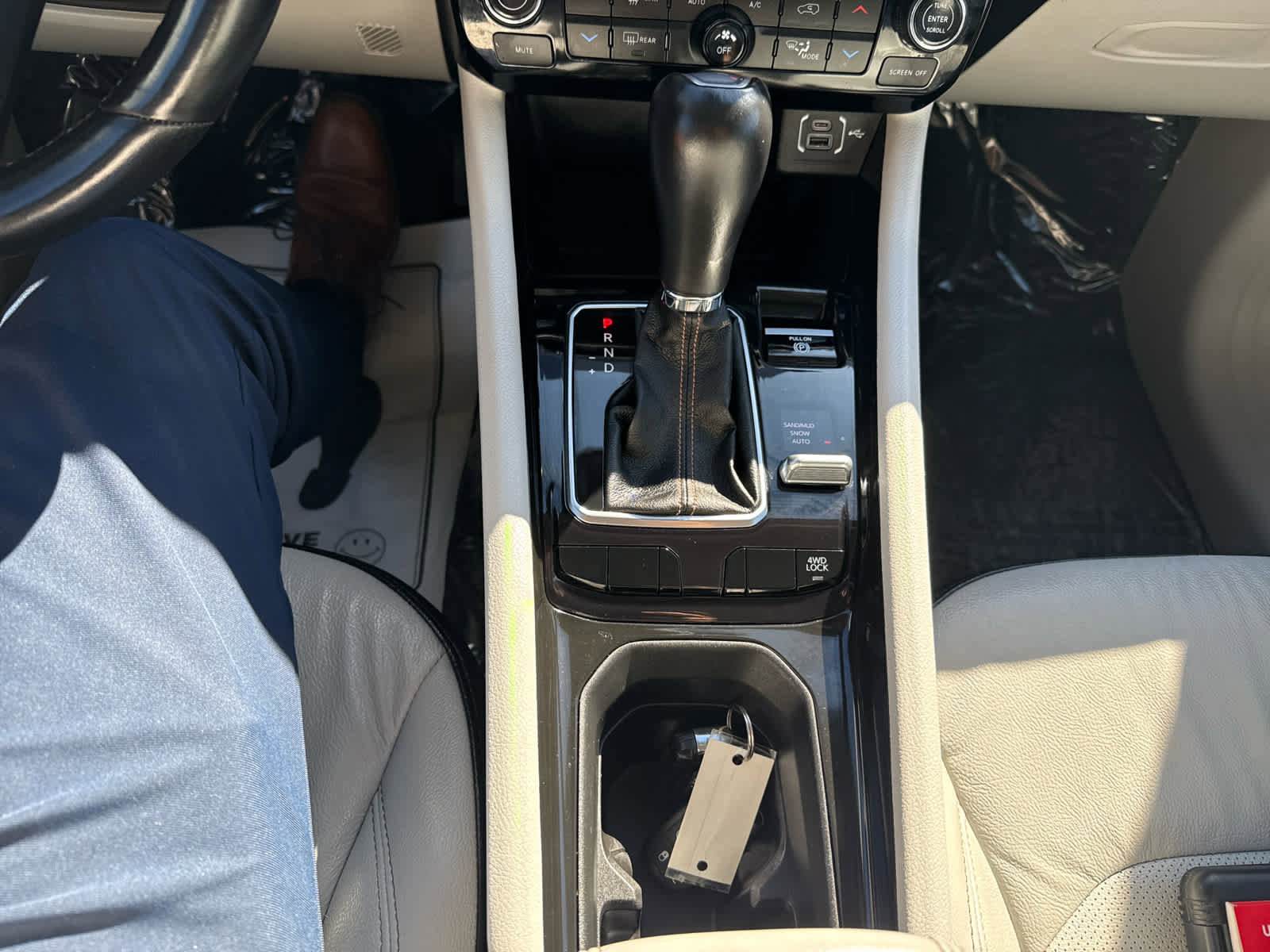 Used 2022 Jeep Compass Limited image 22