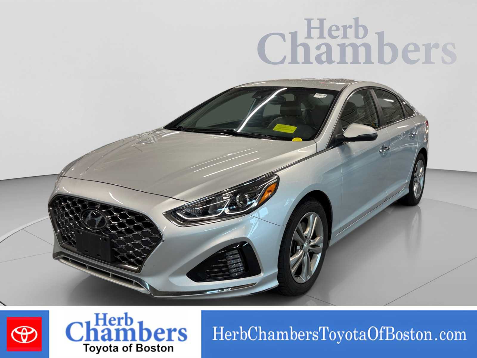 Used 2019 Hyundai Sonata SEL w/ Tech Package 02 FWD image 9