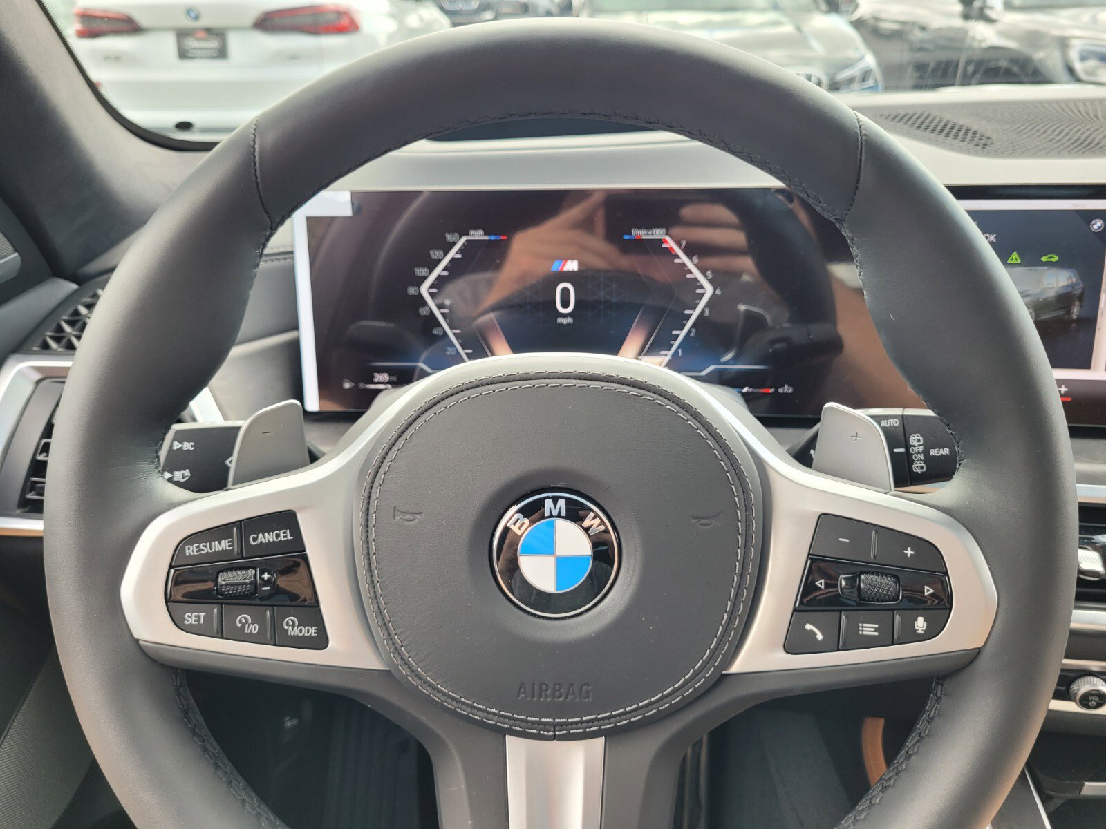 New 2025 BMW X7 xDrive40i w/ M Sport Package image 26