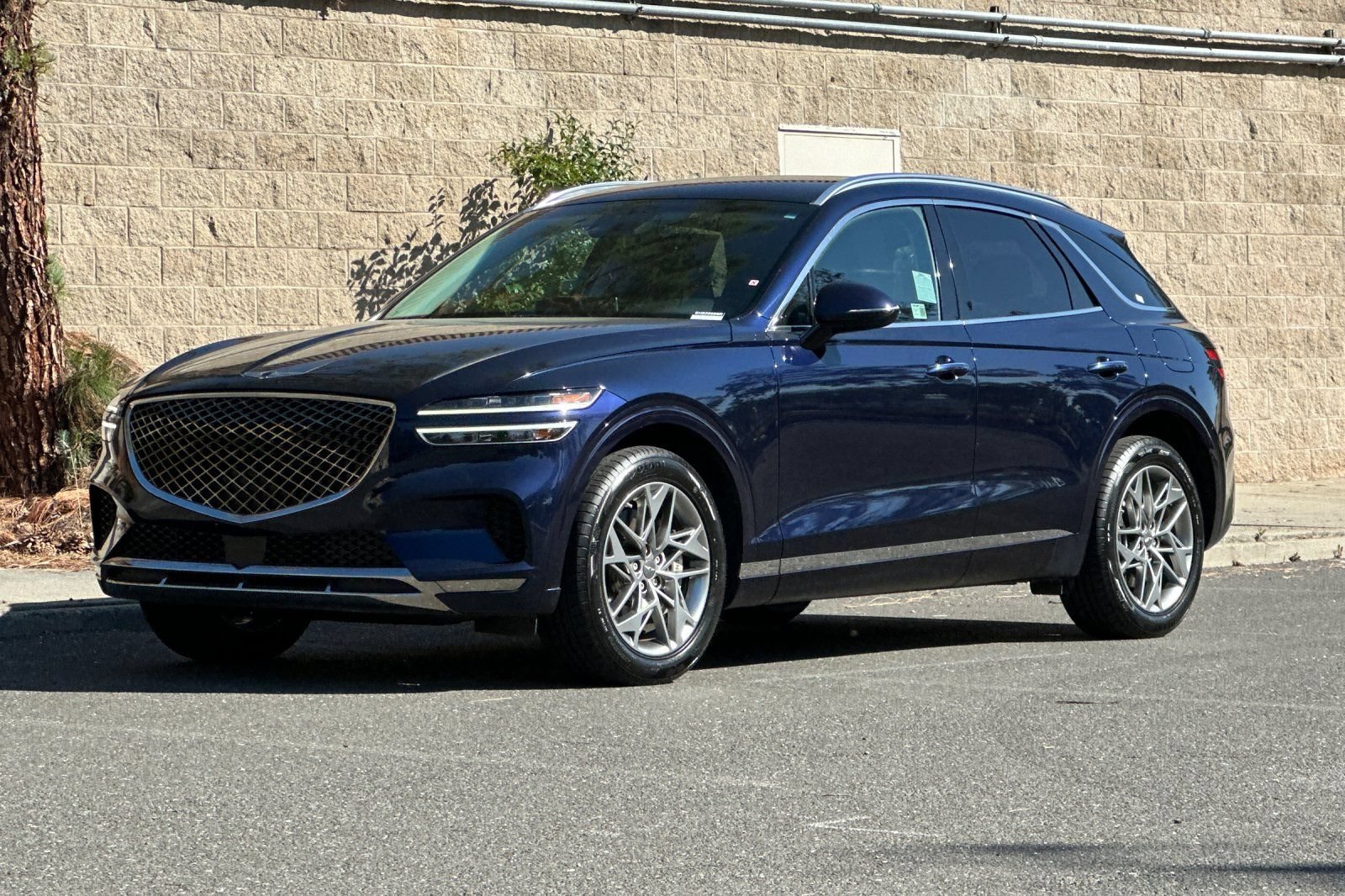 Used 2025 Genesis GV70 2.5T AWD/4WD image 7