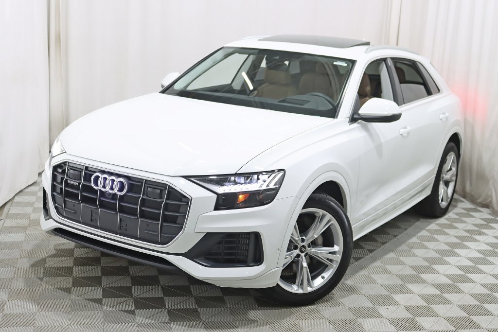 Used 2023 Audi Q8 Prestige AWD/4WD image 5
