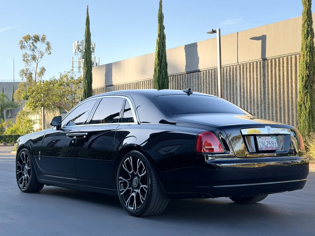 Used 2017 Rolls-Royce Ghost image 14