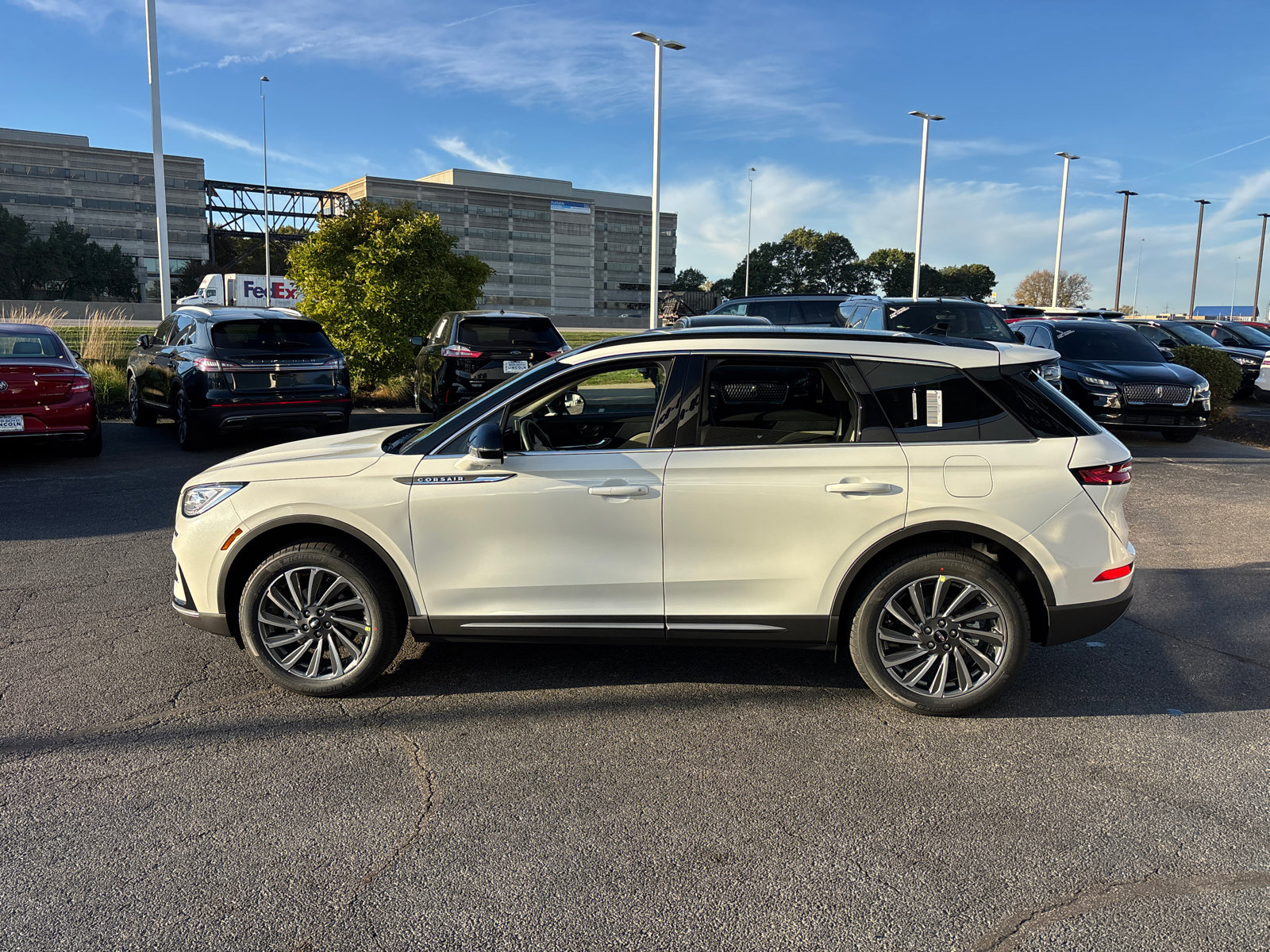 New 2026 Lincoln Corsair Reserve image 4