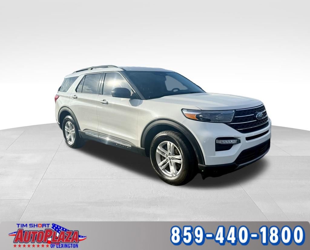 Used 2021 Ford Explorer XLT w/ Equipment Group 202A image 9