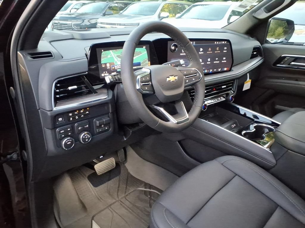 New 2026 Chevrolet Suburban LT w/ Comfort Package AWD/4WD image 12