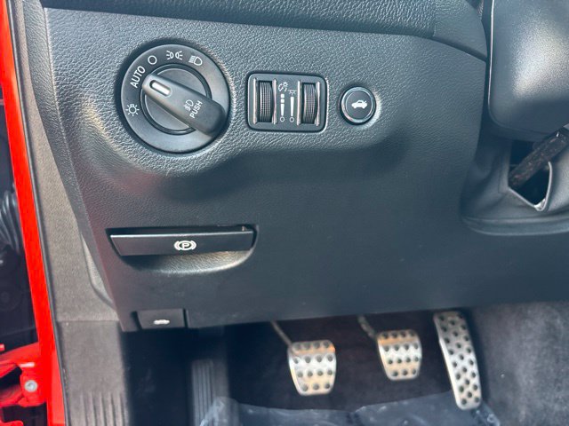 Used 2016 Dodge Challenger R/T w/ Sound Group RWD image 6