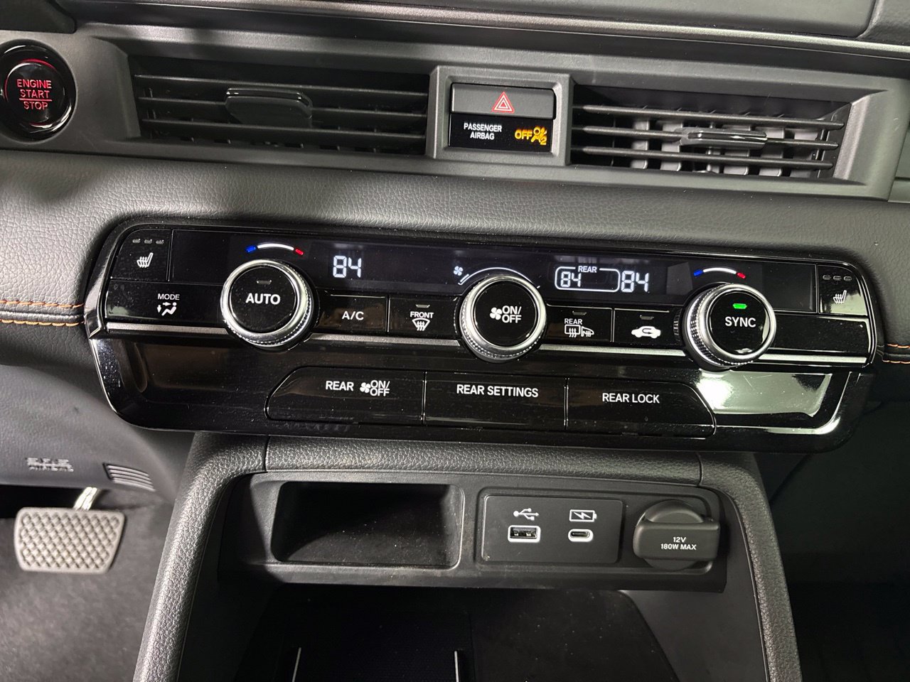 Used 2025 Honda Pilot TrailSport image 21