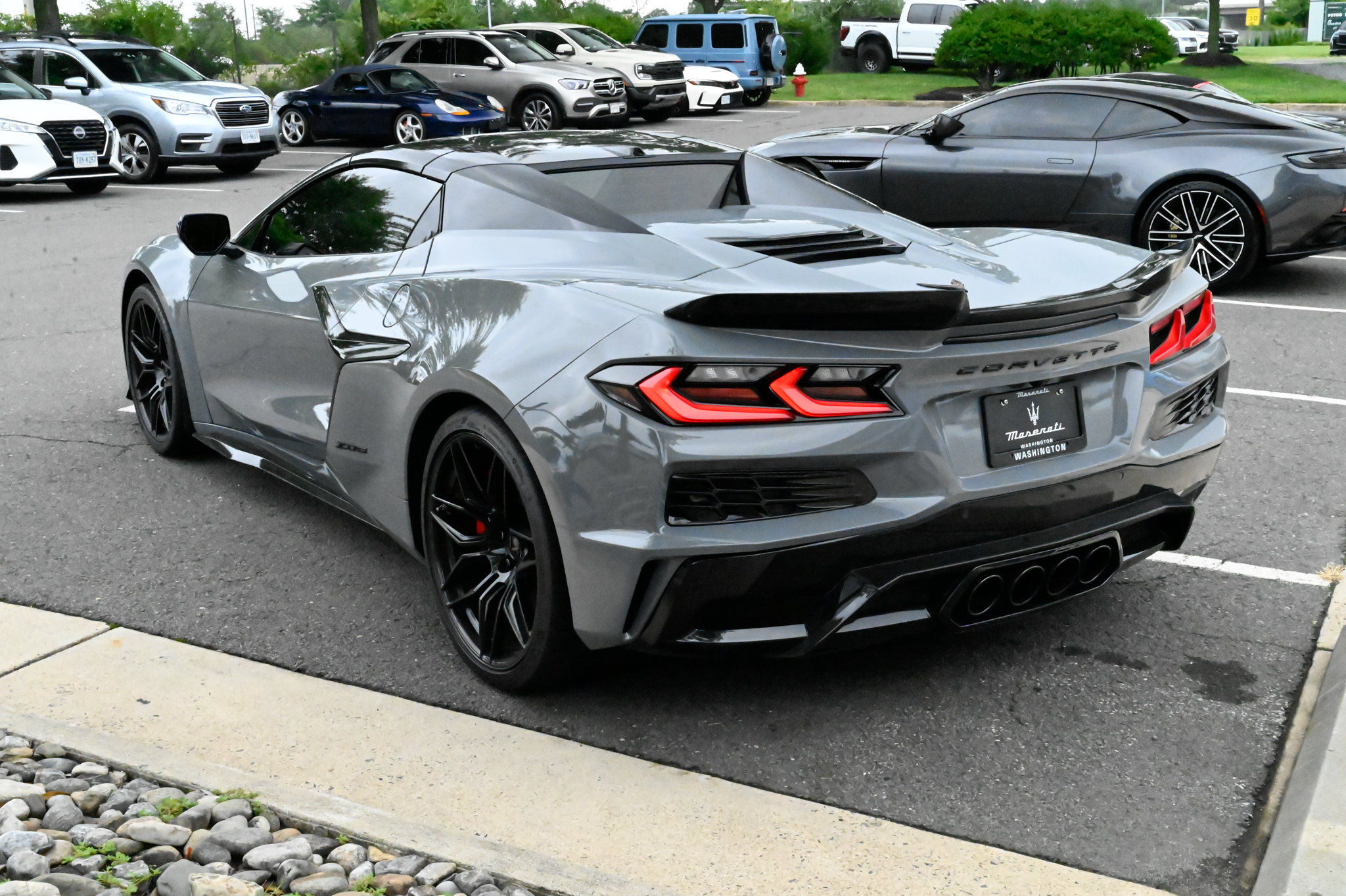 Used 2024 Chevrolet Corvette Z06 w/ Stealth Interior Trim Package RWD image 8