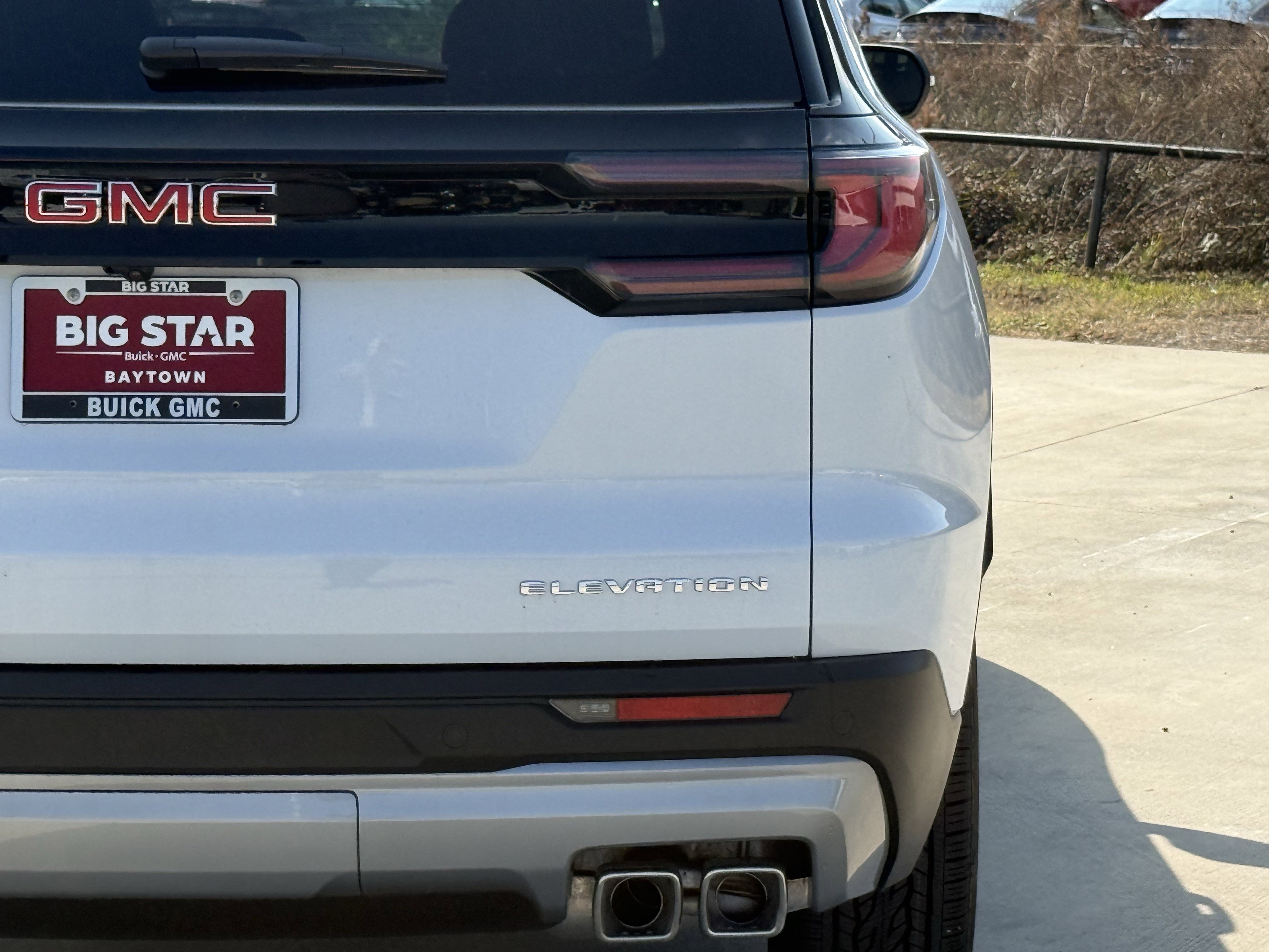 New 2026 GMC Acadia Elevation w/ Elevation Premium Package FWD image 7