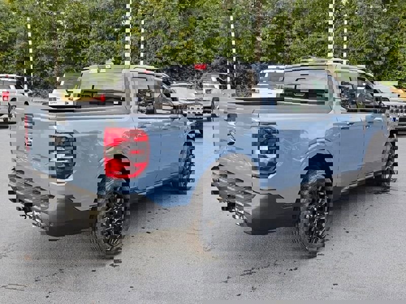 New 2025 Ford Maverick Lariat w/ Black Appearance Package image 13