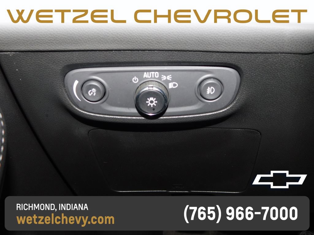 Used 2023 Buick Encore GX Select FWD image 27
