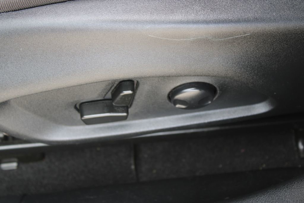 Used 2022 Jeep Compass Latitude image 15