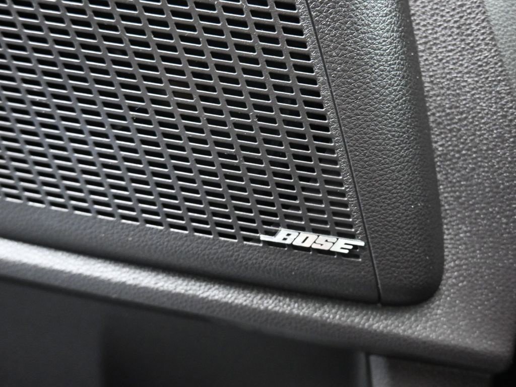 Used 2024 Kia Carnival SX Prestige image 11