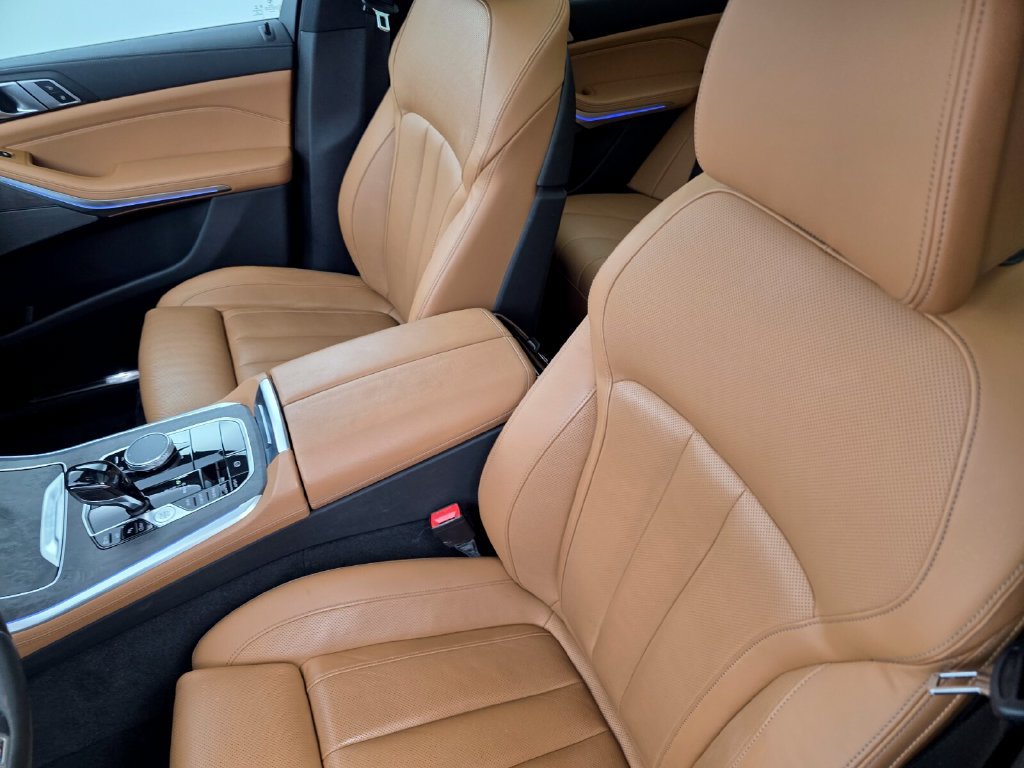 Used 2020 BMW X5 sDrive40i w/ M Sport Package RWD image 11