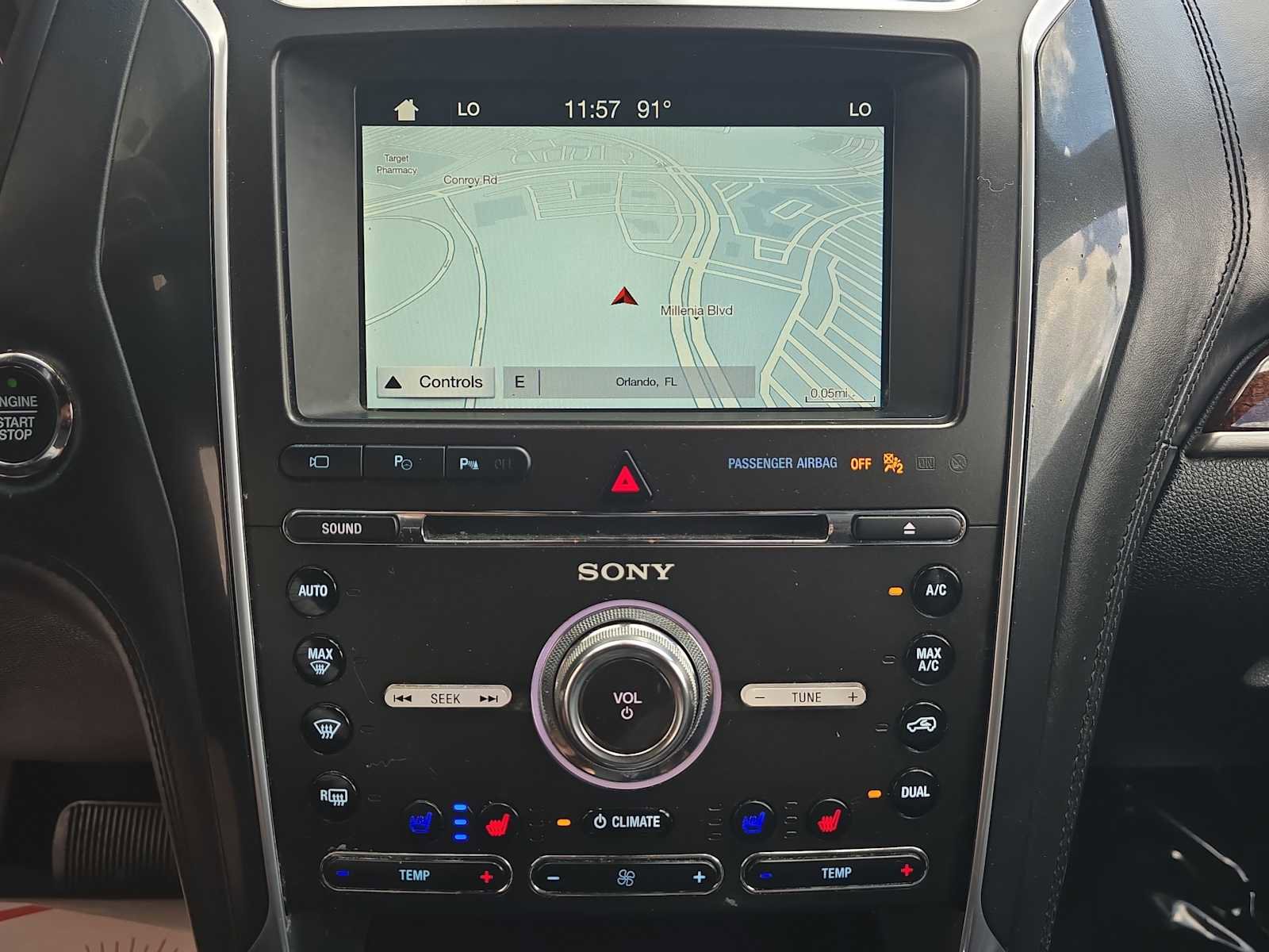 Used 2017 Ford Explorer Platinum AWD/4WD image 21