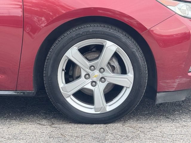 Used 2017 Chevrolet Volt LT FWD image 3