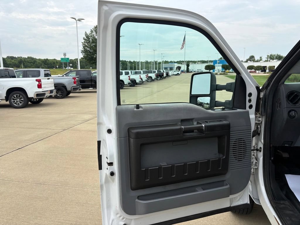Used 2015 Ford F350 XL w/ Power Equipment Group AWD/4WD image 10