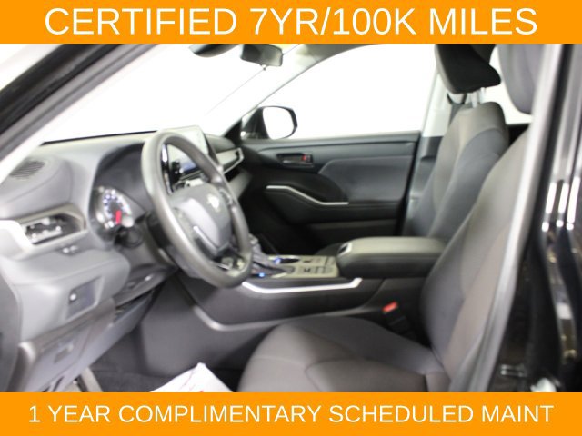 Used 2021 Toyota Highlander L AWD/4WD image 20