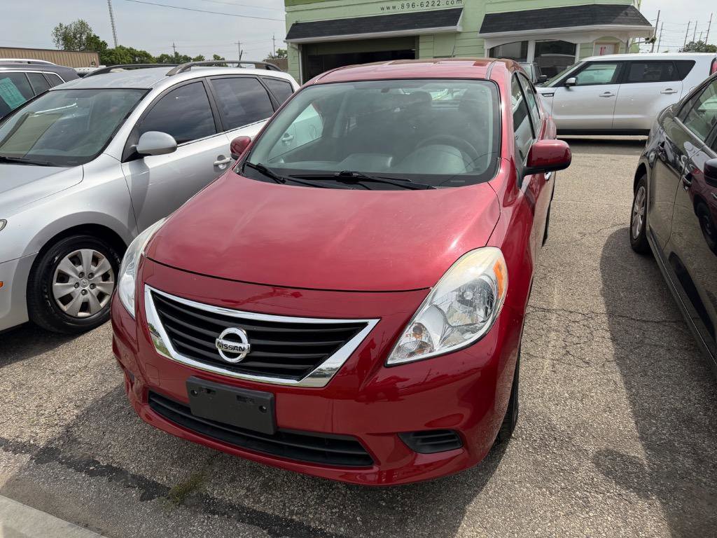 Used 2012 Nissan Versa SV w/ Convenience Pkg FWD image 22