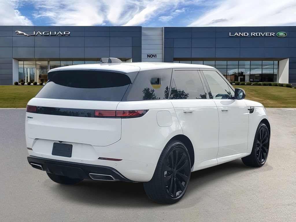 New 2026 Land Rover Range Rover Sport Dynamic SE AWD/4WD image 3