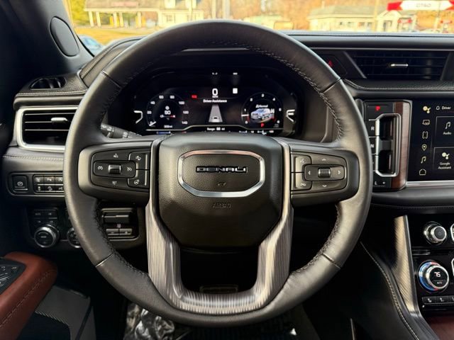 Used 2023 GMC Yukon Denali Ultimate image 28