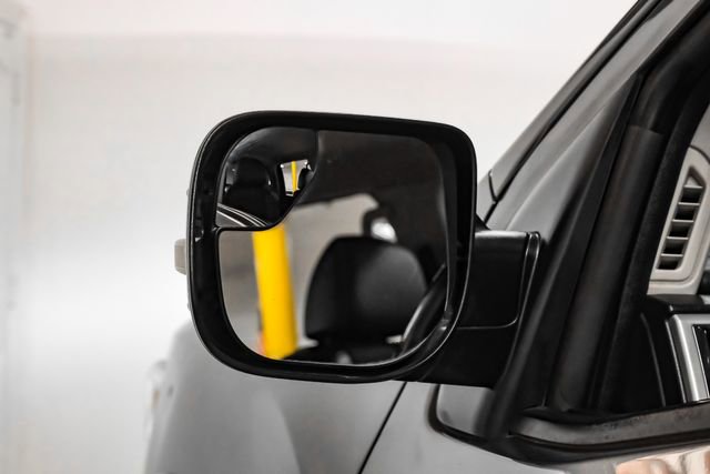 Used 2019 Nissan Titan PRO-4X AWD/4WD image 38