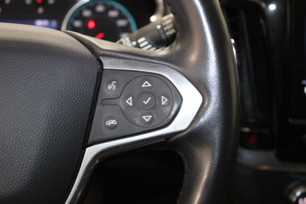 Used 2021 Chevrolet Traverse LT w/ LPO, Cargo Package image 30