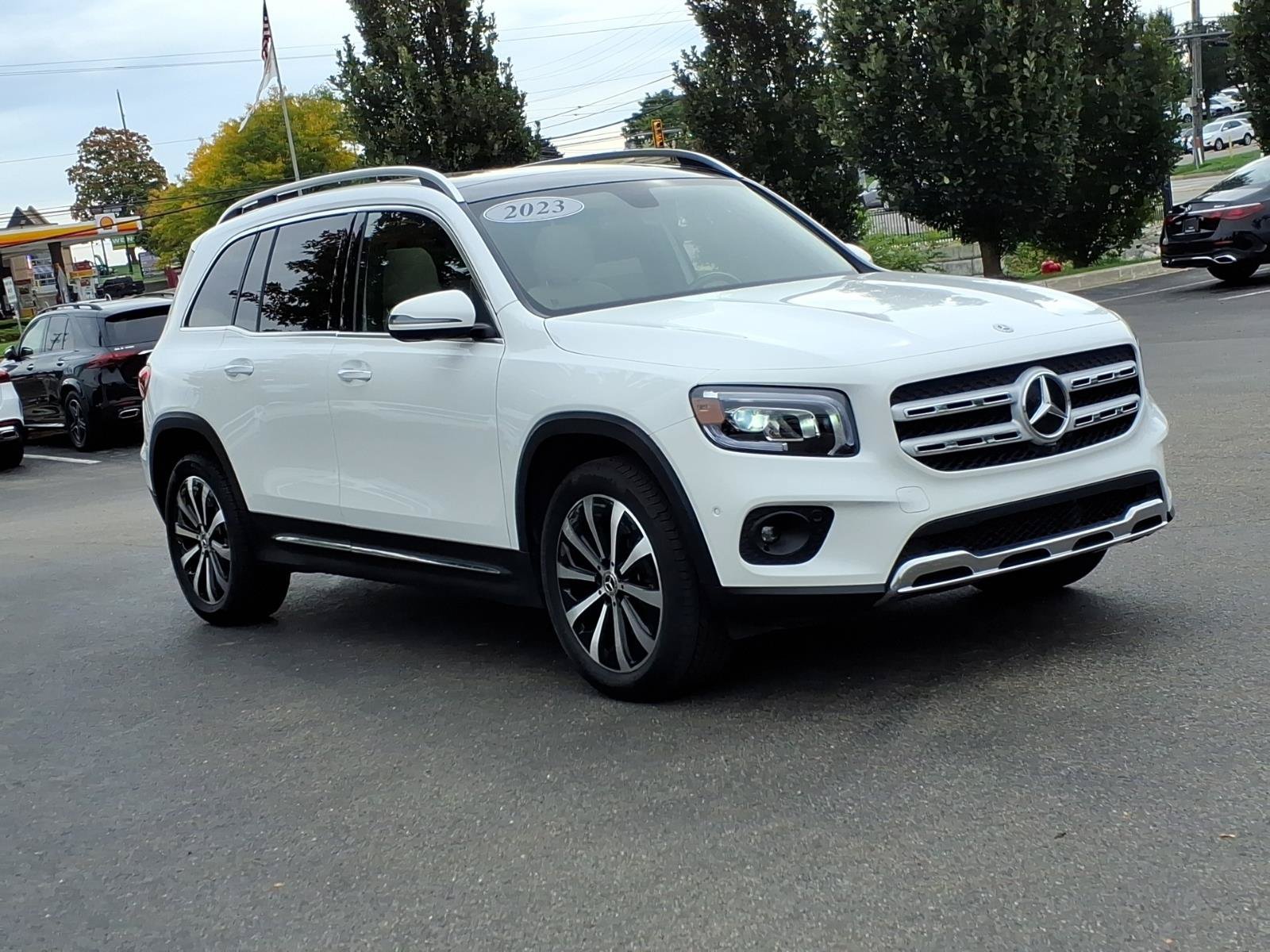 Certified 2023 Mercedes-Benz GLB 250 4MATIC image 8