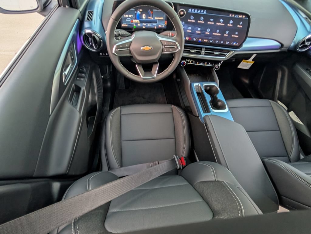 New 2026 Chevrolet Equinox EV LT AWD/4WD image 10