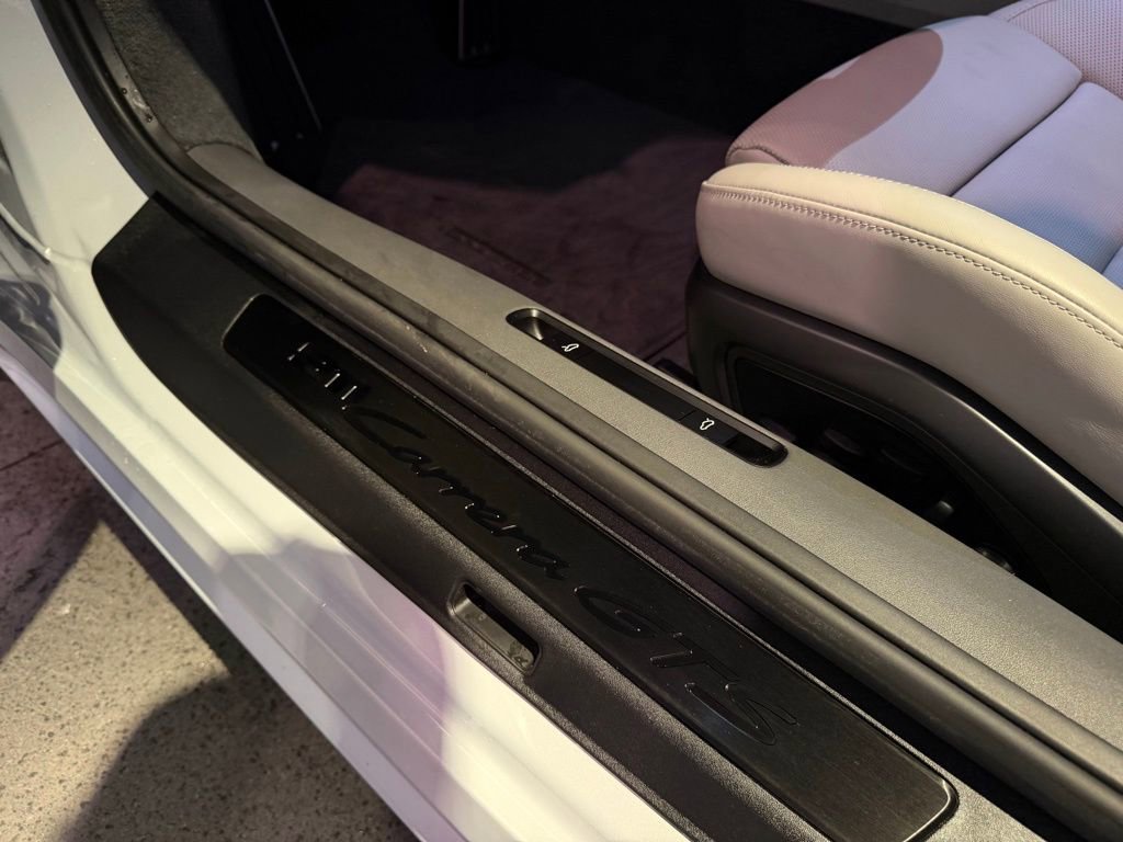 Used 2024 Porsche 911 Carrera GTS image 11