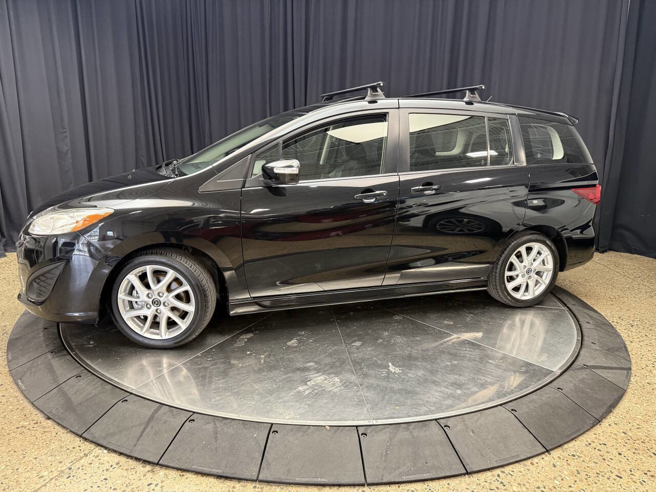 Used 2015 MAZDA MAZDA5 Grand Touring image 3