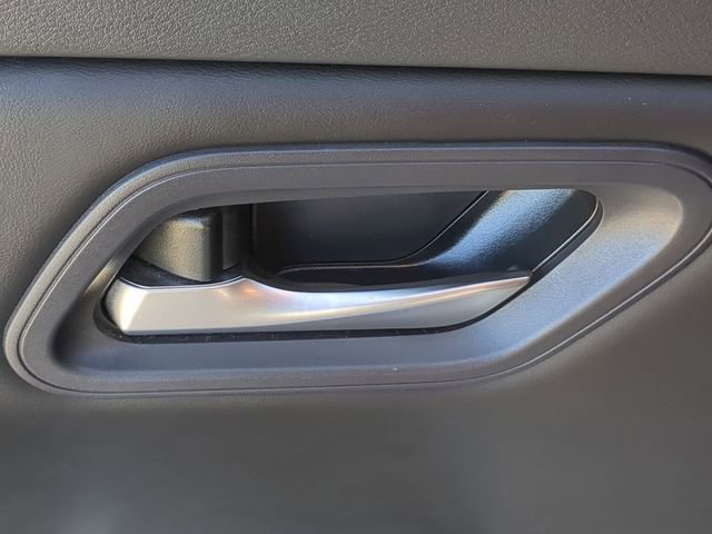 Used 2024 Nissan Rogue SV image 35