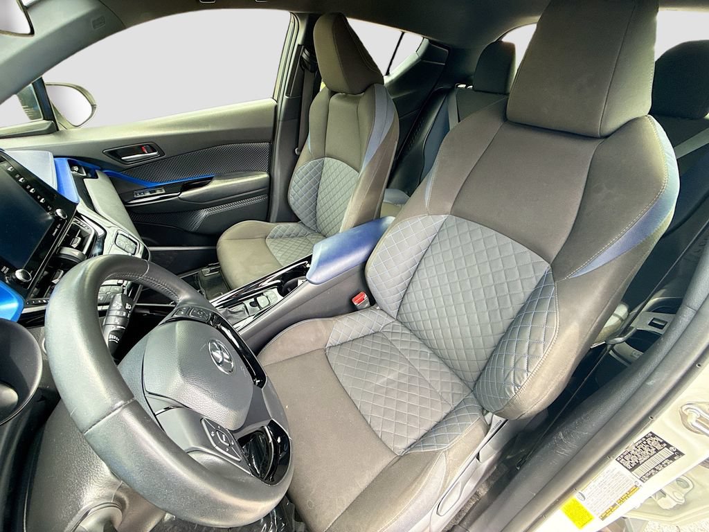 Used 2021 Toyota C-HR XLE FWD image 20