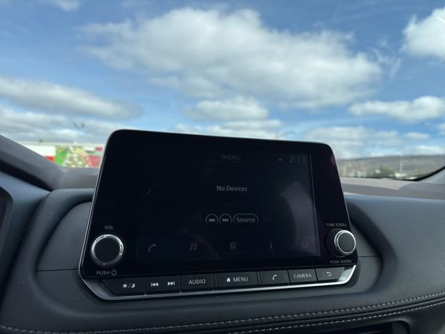 Certified 2023 Nissan Rogue SV image 12