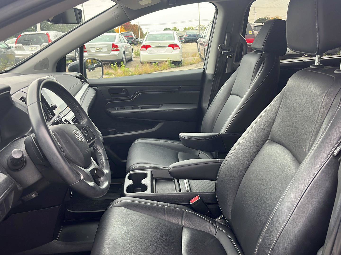 Certified 2024 Honda Odyssey EX-L image 2