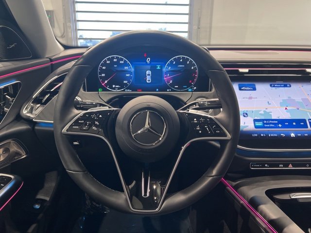 Used 2025 Mercedes-Benz E 350 4MATIC Sedan image 36