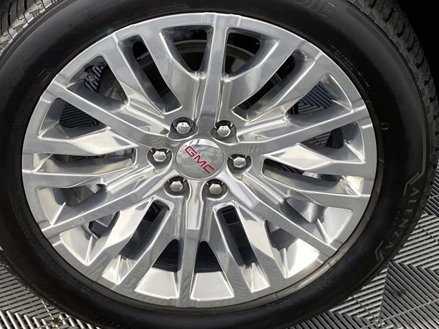Used 2024 GMC Sierra 1500 Denali w/ Denali Reserve Package AWD/4WD image 32