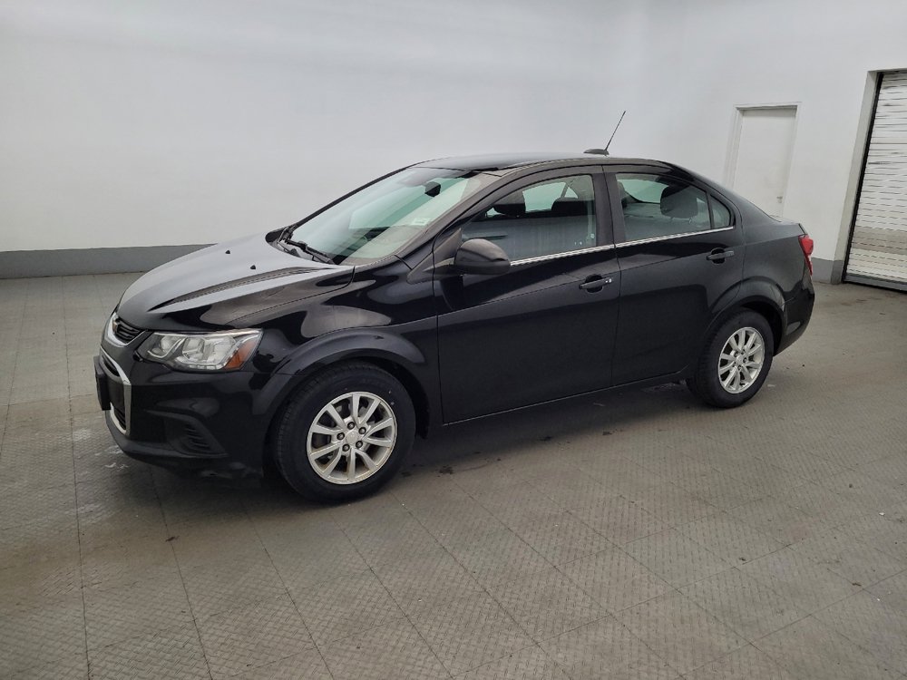 Used 2019 Chevrolet Sonic LT w/ Convenience Package FWD image 2