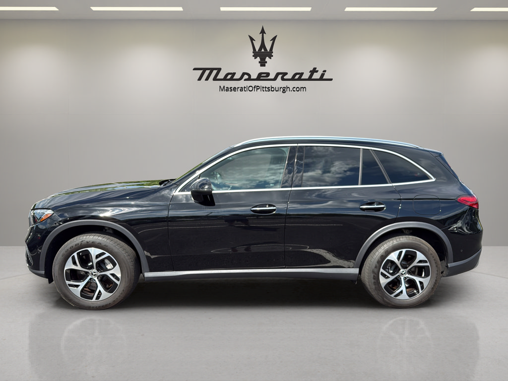 Used 2025 Mercedes-Benz GLC 350e 4MATIC image 8