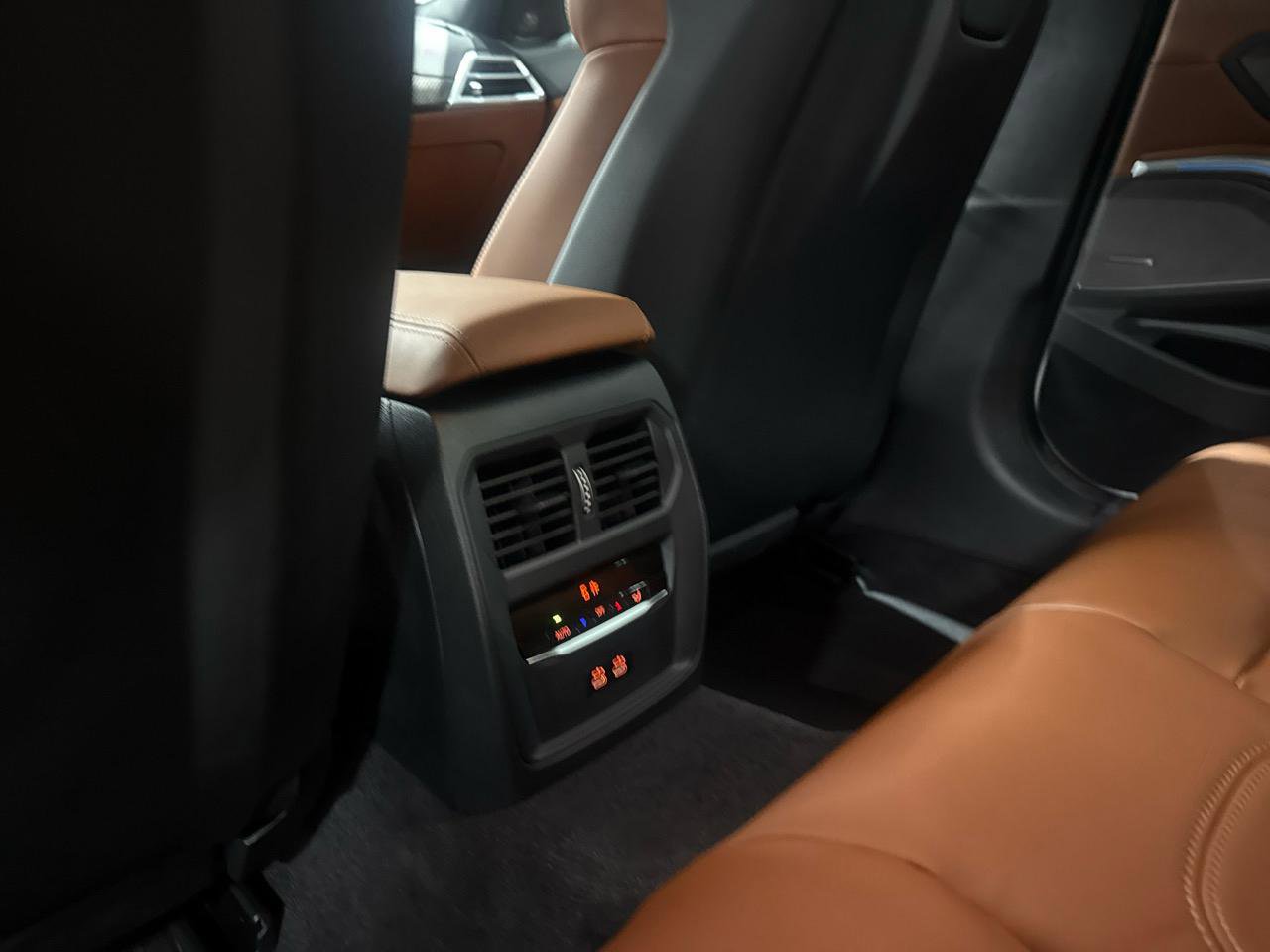 Used 2026 BMW M3 Competition RWD image 28
