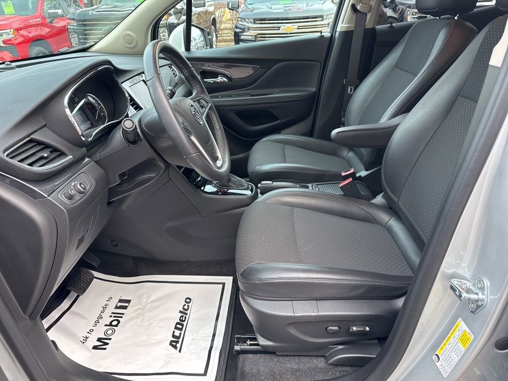 Certified 2022 Buick Encore Preferred w/ Safety Package image 14