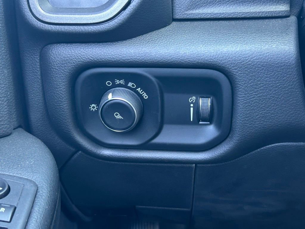 Used 2022 RAM 2500 Tradesman image 31