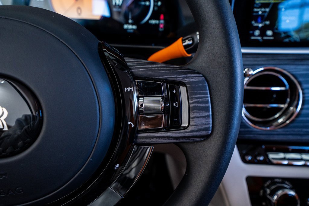 Used 2024 Rolls-Royce Spectre w/ Spectre Launch Package image 44
