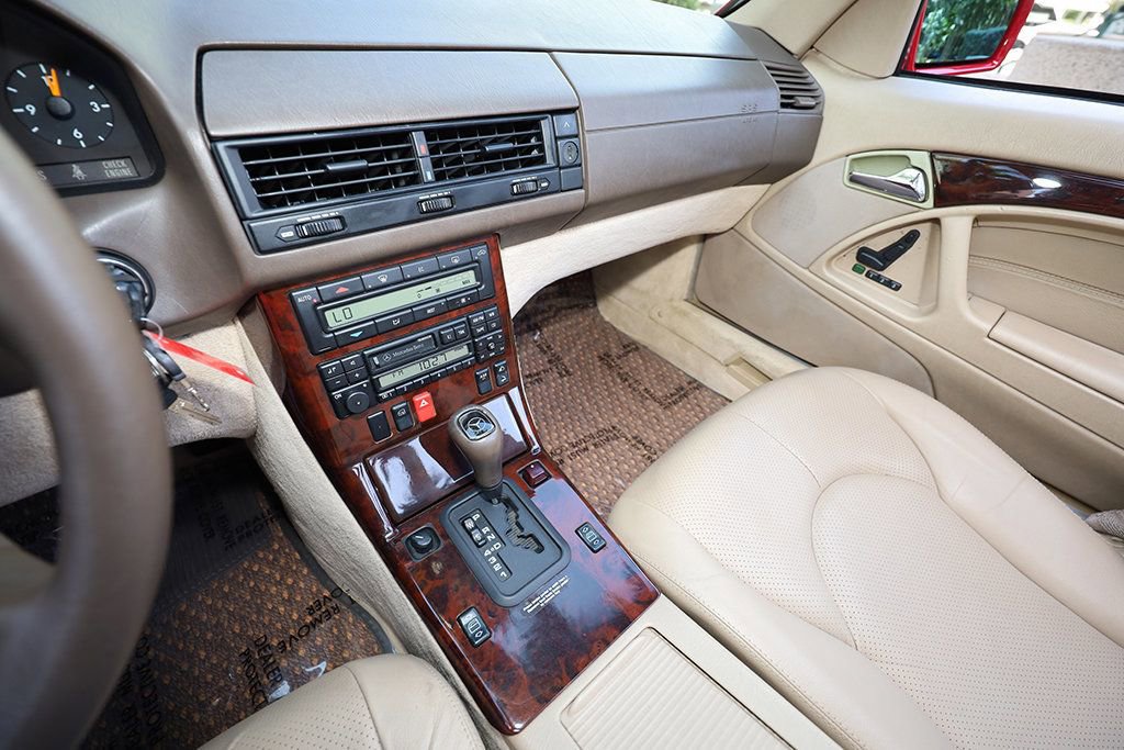 Used 1997 Mercedes-Benz SL 320 image 39